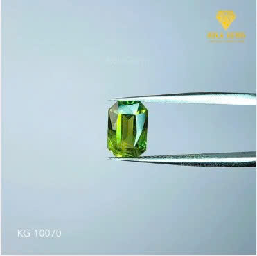 Saphire KG-10070 – tự nhiên