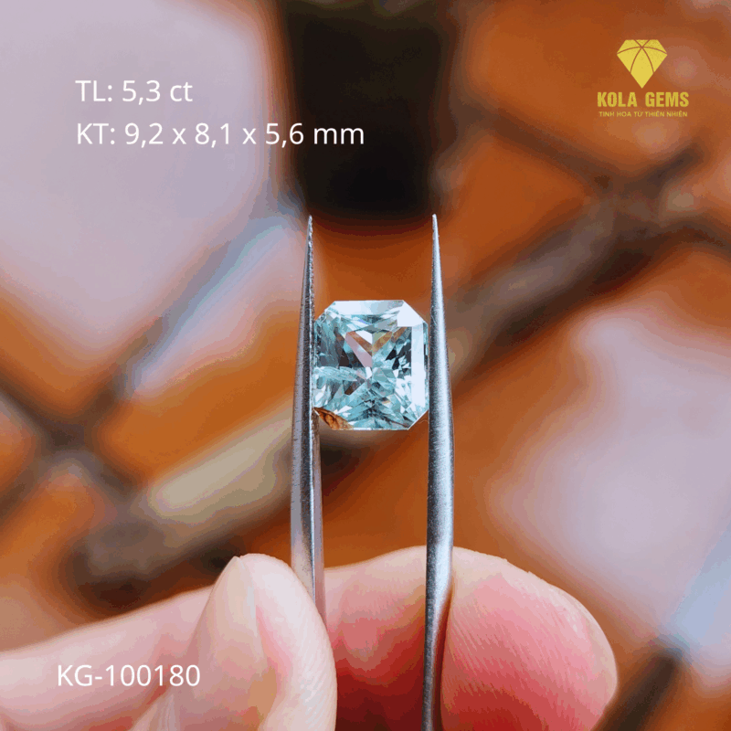 Zircon Trắng Tự Nhiên KG-100180